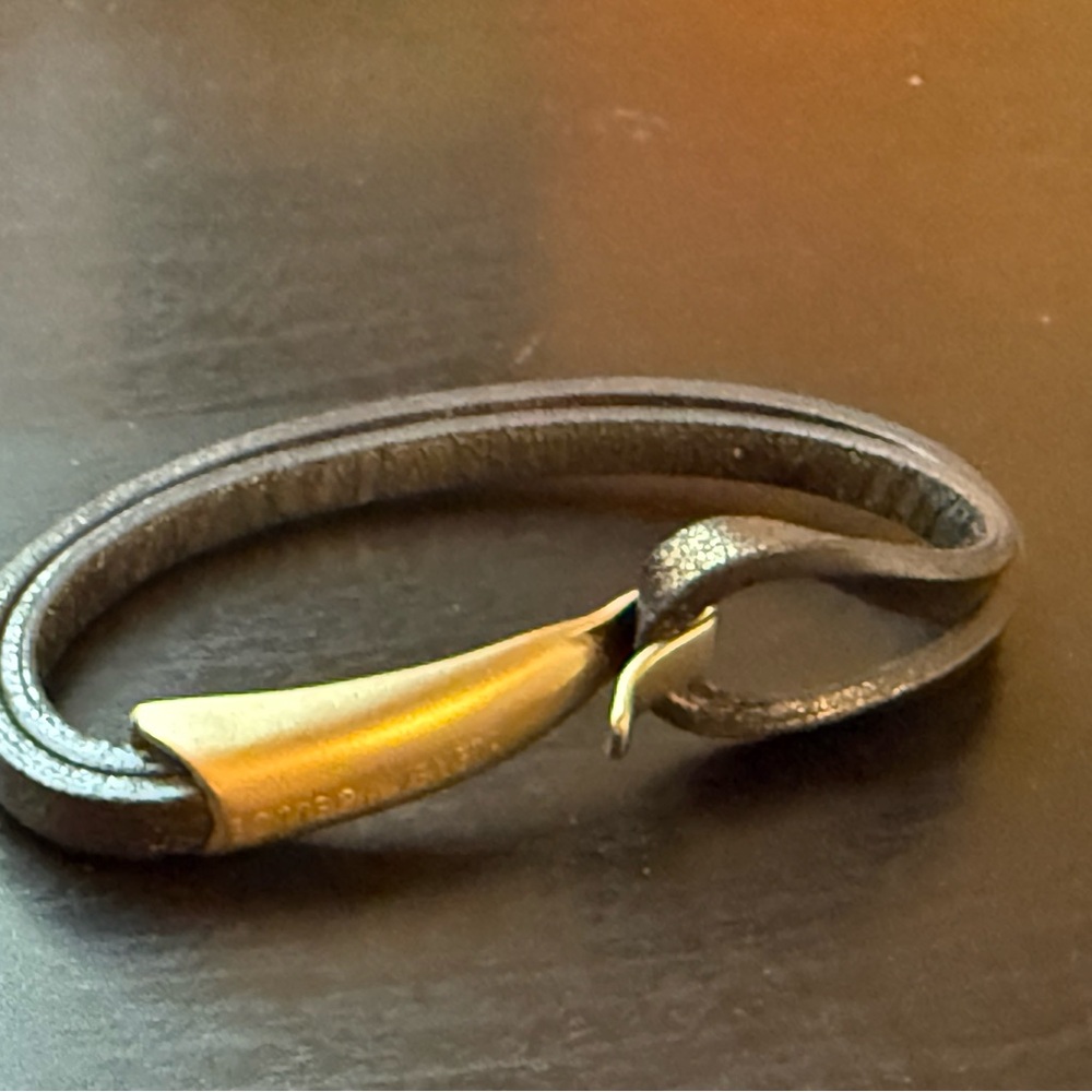 Bottega Veneta Black Leather Bracelet with Gold Detail